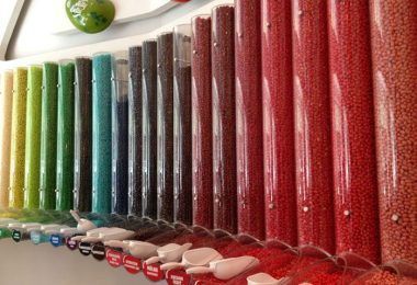 torres de m&ms tienda caramelos budapest