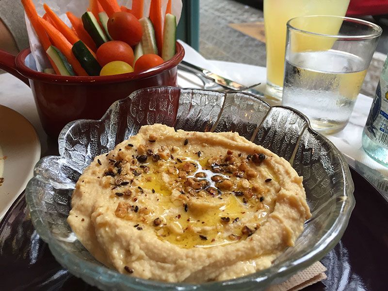 hummus-bendita-helena-restaurante-vegetariano-barcelona