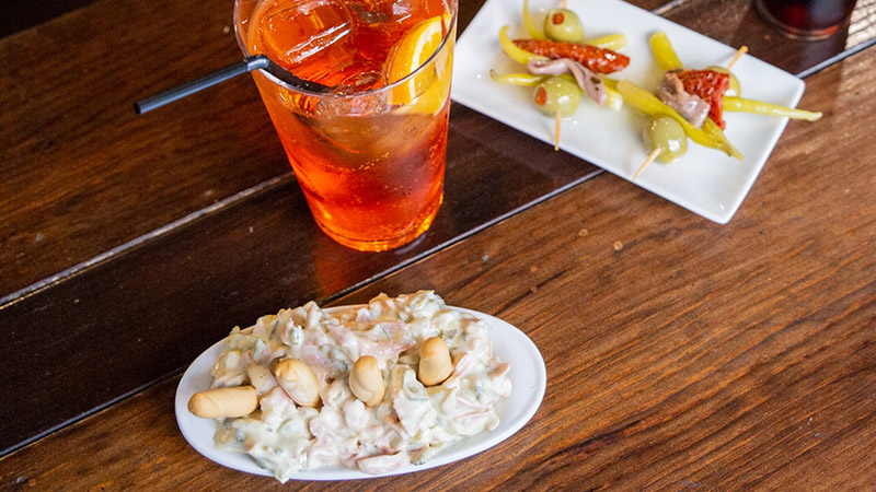bodega-balmes-tapas-ensaladilla-barcelona