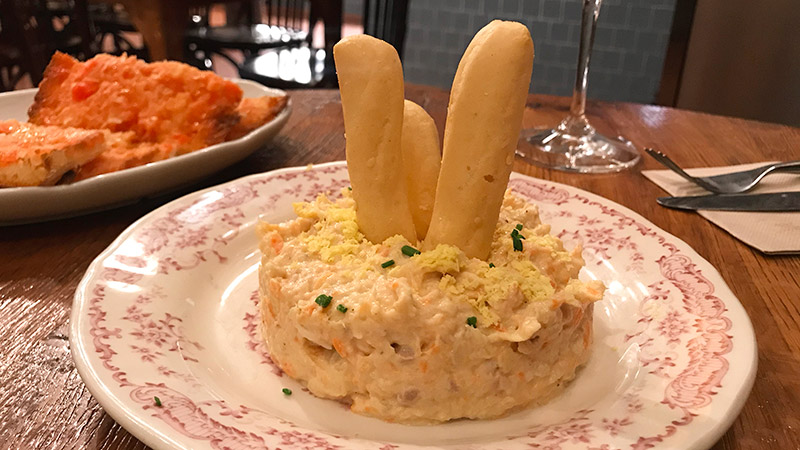 bodega-la-puntual-mejores-ensaladillas-barcelona